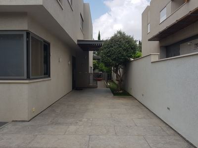 ניהול נכסים בתל אביב | ניהול נכסים ברמת גן | ניהול דירות להשכרה למכירה מציע